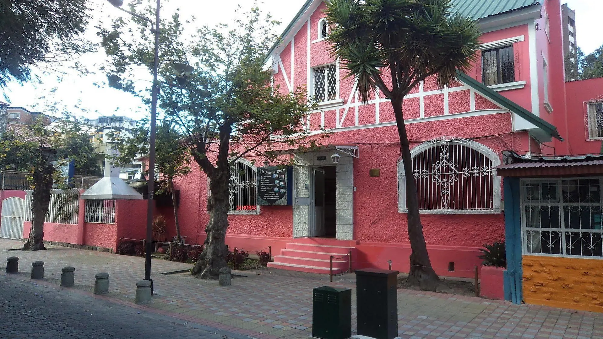 Hostal Imperial Quito 2*,  Ecuador