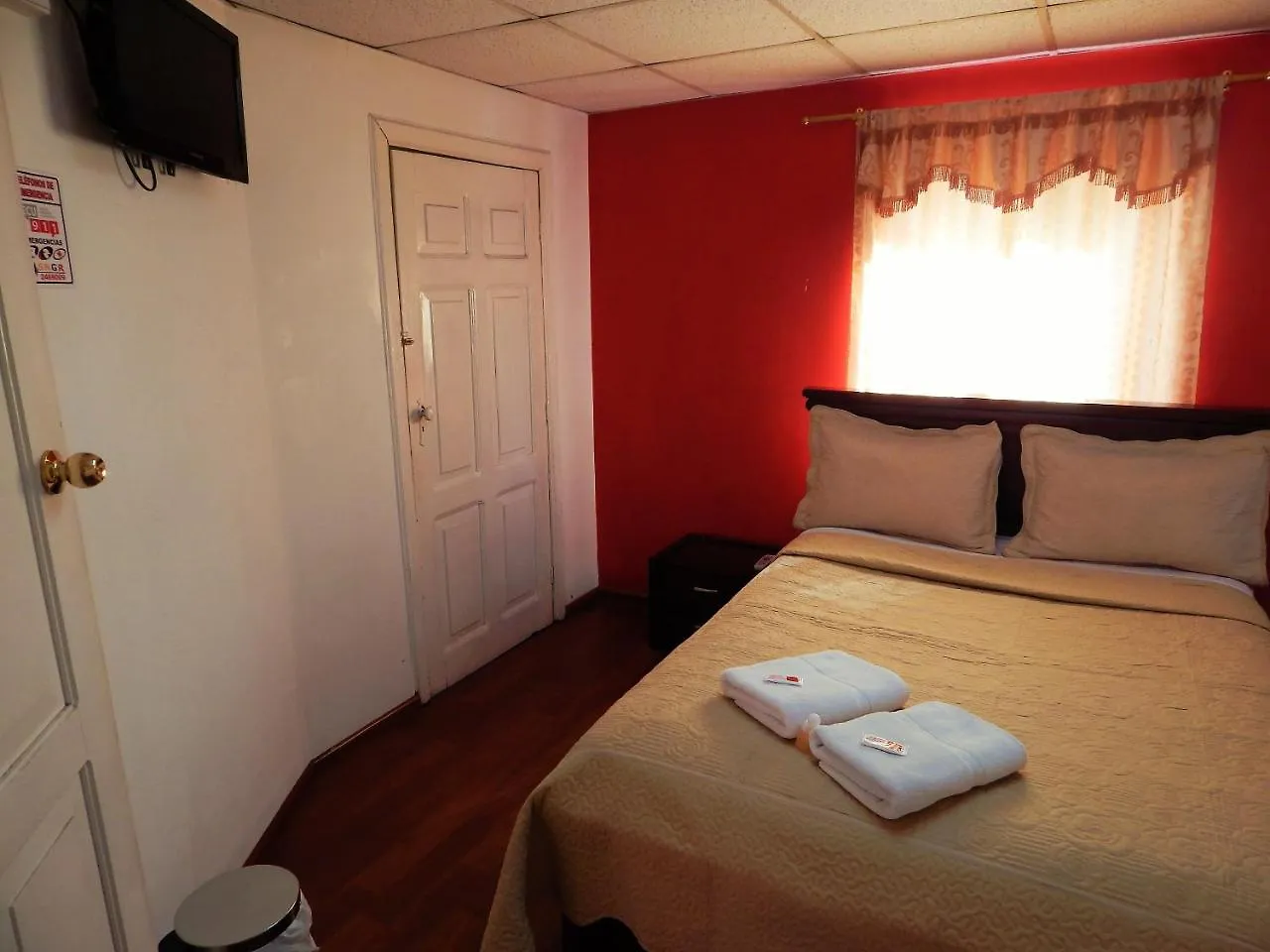 Hostal Imperial Quito Guest house