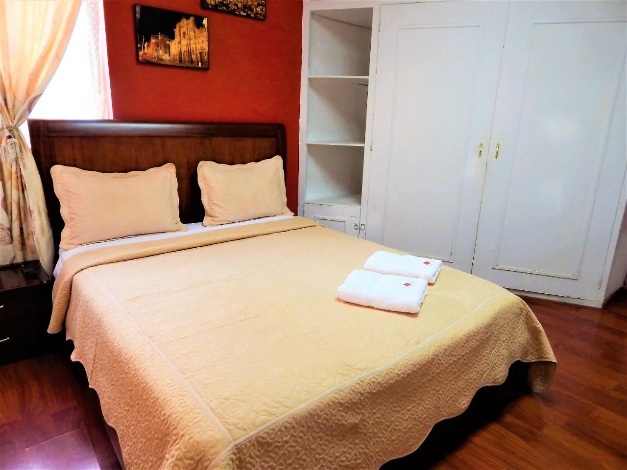 Hostal Imperial Quito 2*,